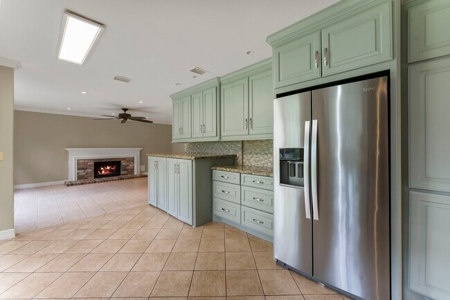 Building Photo - 27 W Stony Bridge Ct
