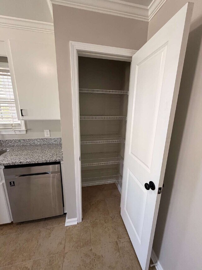Building Photo - Available for rent in Chapelwood Subdivision