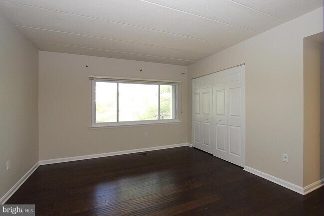 Building Photo - 18112 Windsor Hill Dr