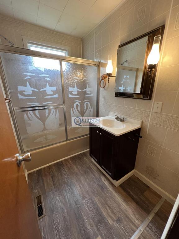 Building Photo - 266 Hollingsworth Manor