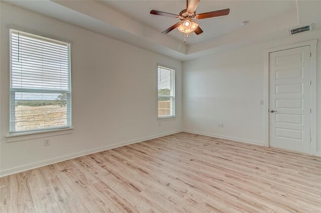 Building Photo - 681 Peace Pipe Way