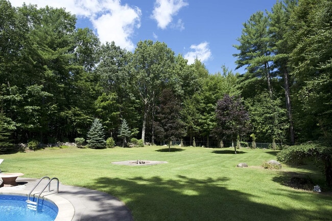 Building Photo - 32 Flat Rock Rd