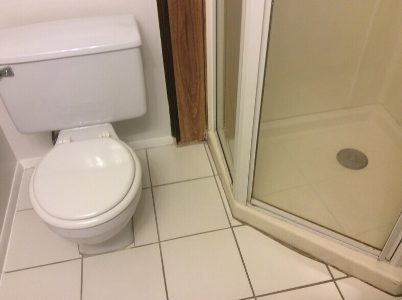 Building Photo - 7602 Quincewood Ct