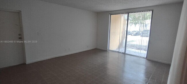 Building Photo - 4009 N University Dr