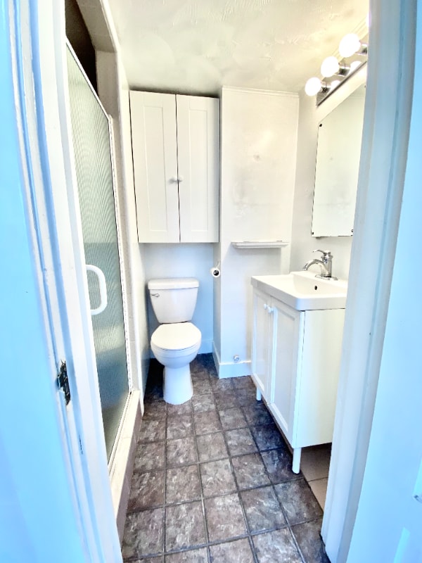 Building Photo - 901 N M St