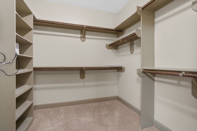 Building Photo - 1218 Sandman St