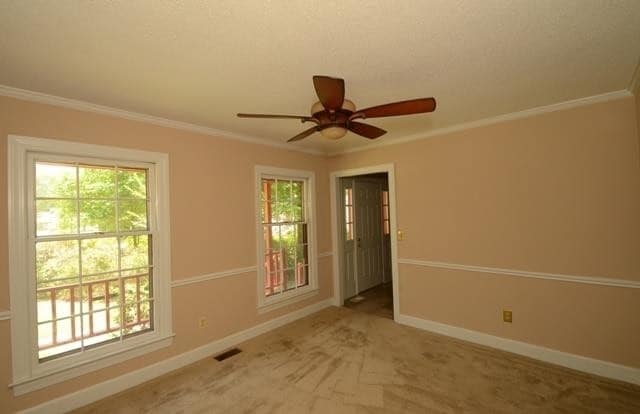 Building Photo - 113 Wesleyan Ct