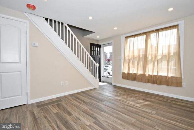 Building Photo - 3554 Miller St