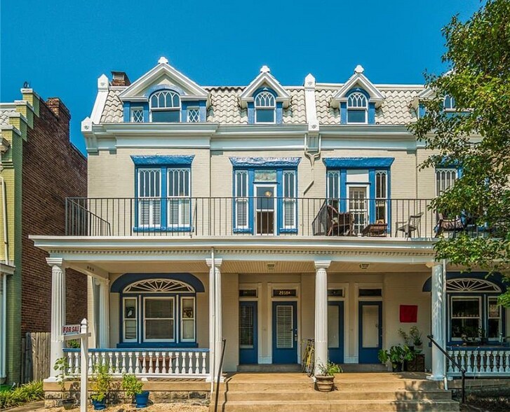 Primary Photo - 2038 Park Ave