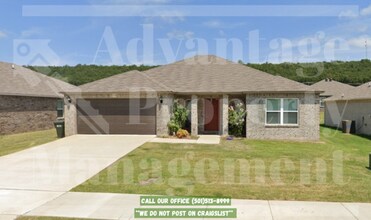 Building Photo - Spacious 4-Bedroom, 2-Bathroom home in Conway, AR!