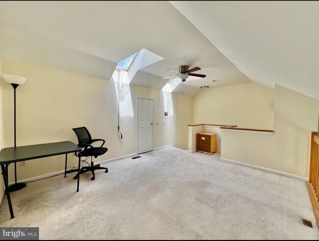 Building Photo - 9632 Hadleigh Ct