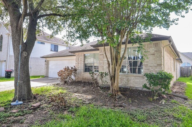 Building Photo - 16307 Scotch Hollow Ln