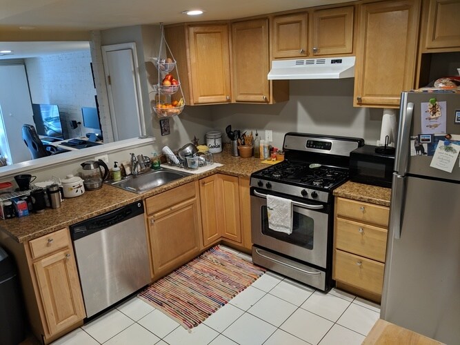 Building Photo - 1629 Newton St NW