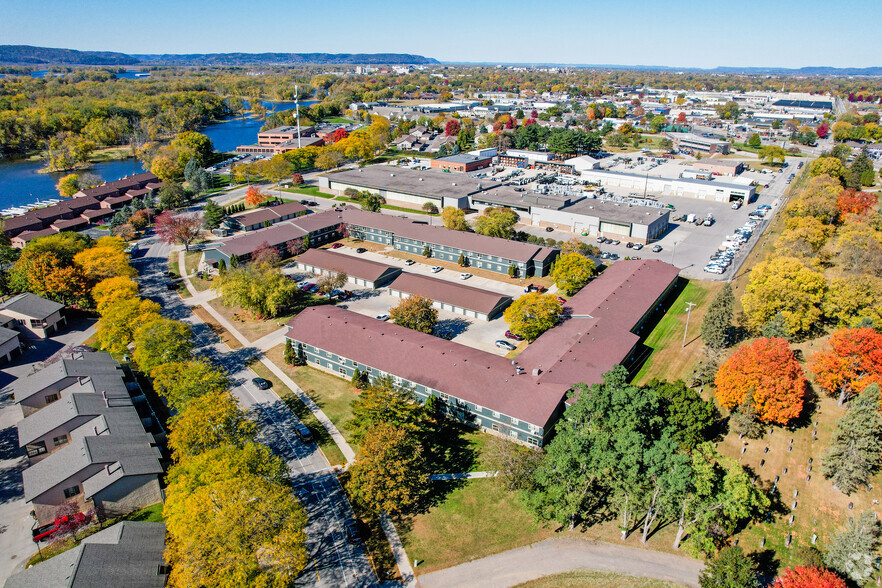 Aerial Photo - Riverview Apartments