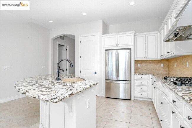 Building Photo - 1928 Barbaresco Ln