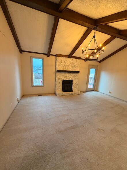 Building Photo - 142 Allen Dr