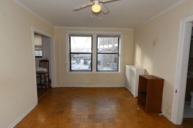 Building Photo - 629 W Belmont