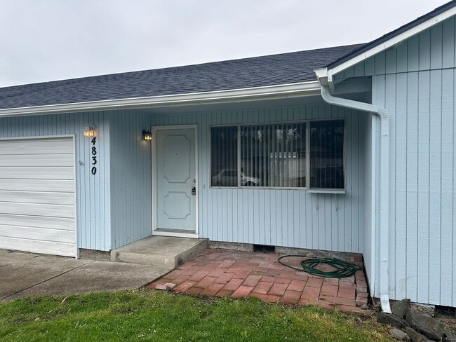 Building Photo - Great single level 2 bed/1 bath duplex in Thurston!