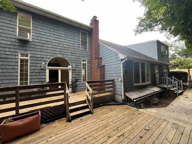 Building Photo - 73 Railroad St