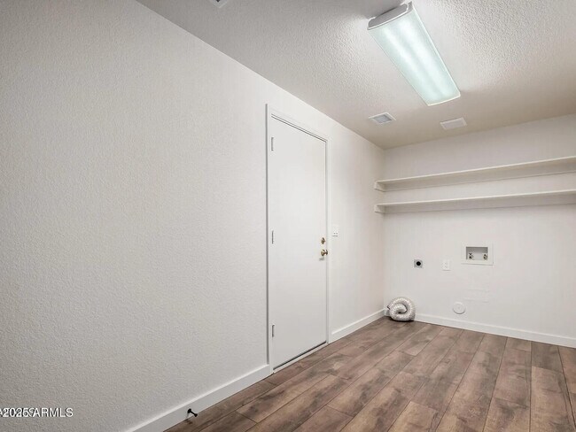 Building Photo - 1966 E Calle De Arcos