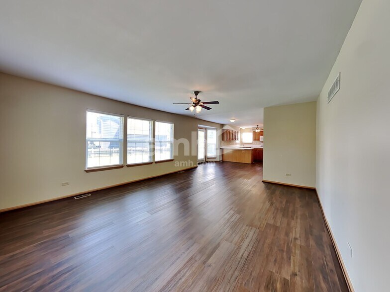 Building Photo - 5551 Wesmere Lakes Ct