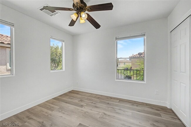 Building Photo - 8168 New Leaf Ave
