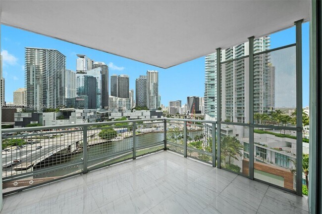 Building Photo - 350 S Miami Ave