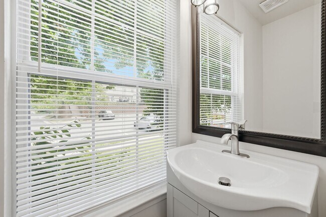 Building Photo - 20430 Herring Pond Terrace