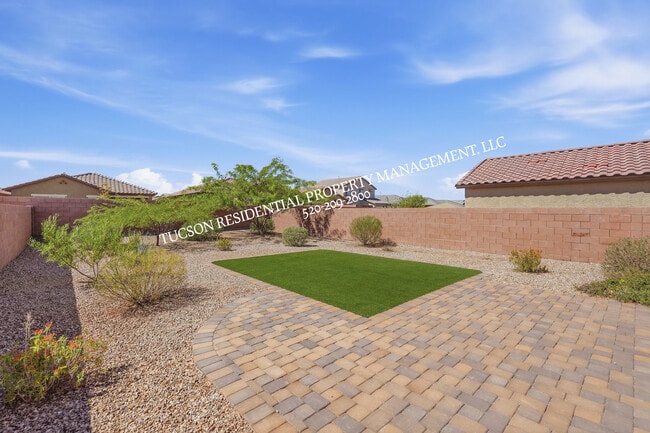 Building Photo - 7842 S New Strike Way