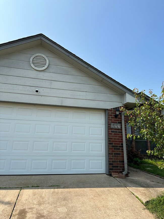 Primary Photo - Unique Rental in Noble Oklahoma