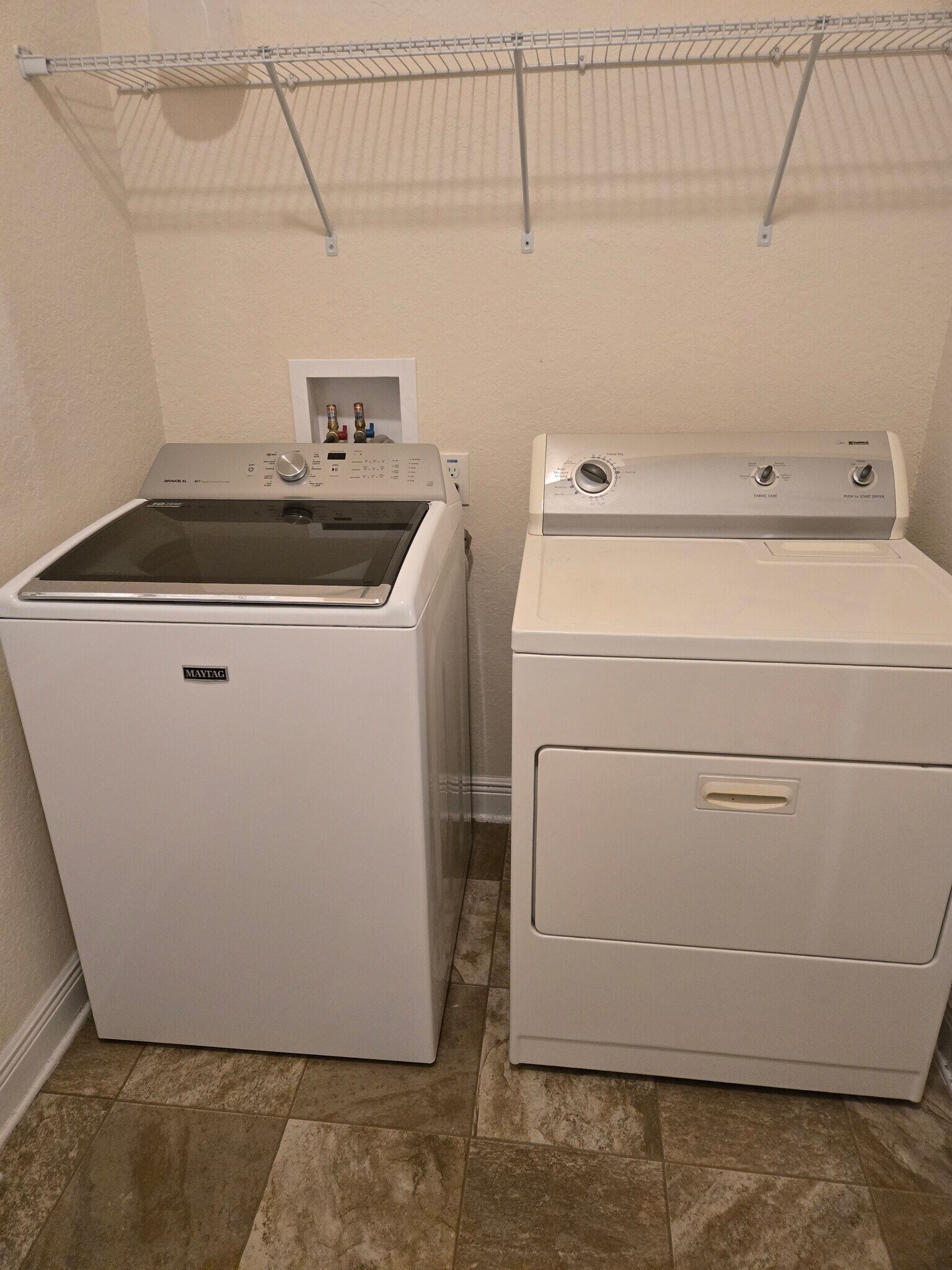 Building Photo - 3376 N Michener Pt