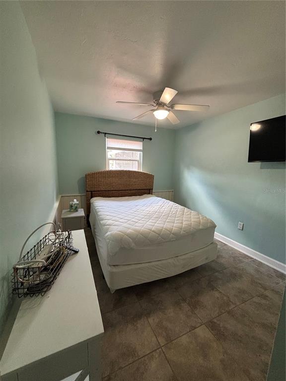 Building Photo - 1008 Estremadura Dr