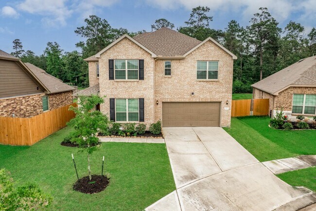 Building Photo - 27817 Ellie Oak Ln