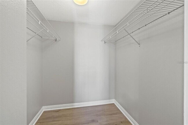 Building Photo - 5950 Pelican Bay Plaza S