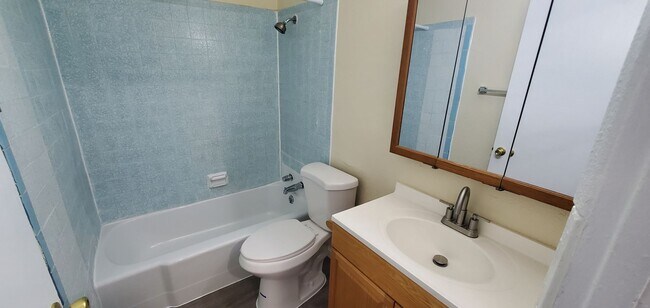 Building Photo - 252 A St