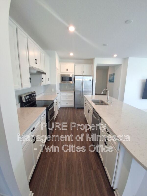 Building Photo - 4654 Schilling Way