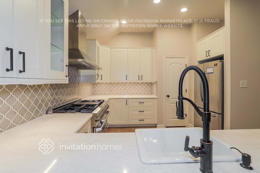 Building Photo - 3008 Crossridge Dr