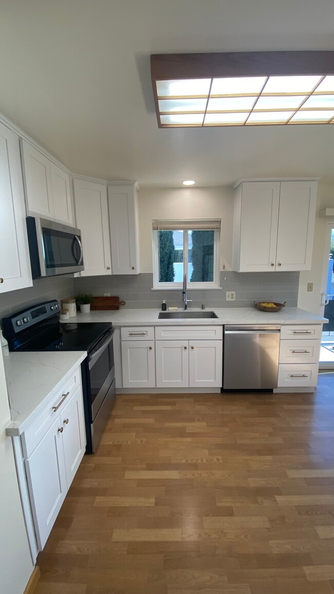 Building Photo - 830 Williams Way