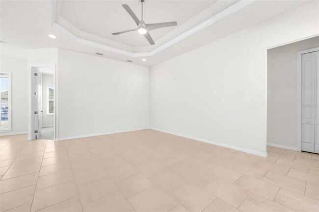 Building Photo - 2957 SW 118th Dr