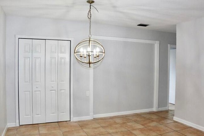 Building Photo - 104 Orchard Ridge Ln