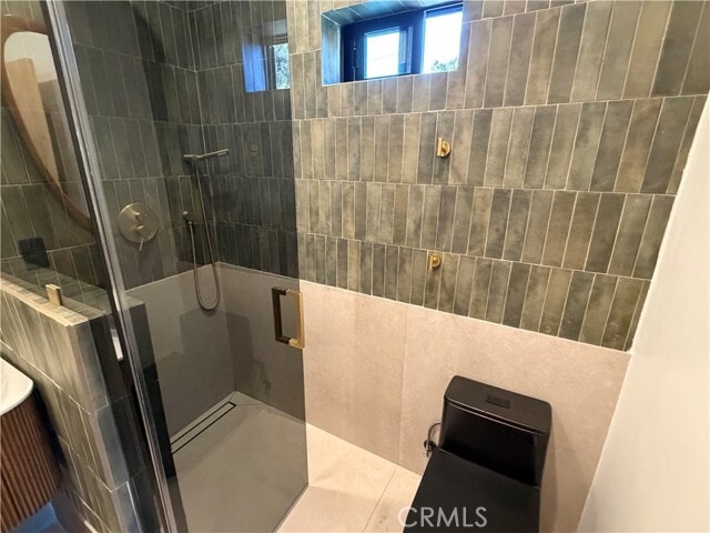 Building Photo - 6632 Fulton Ave