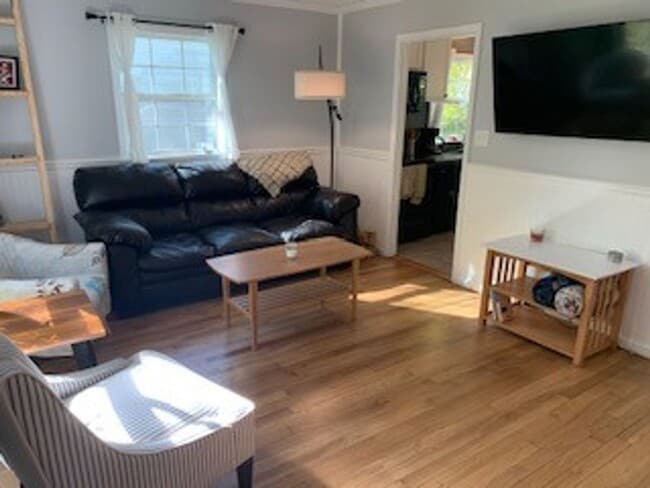 Building Photo - Hoosier Choice