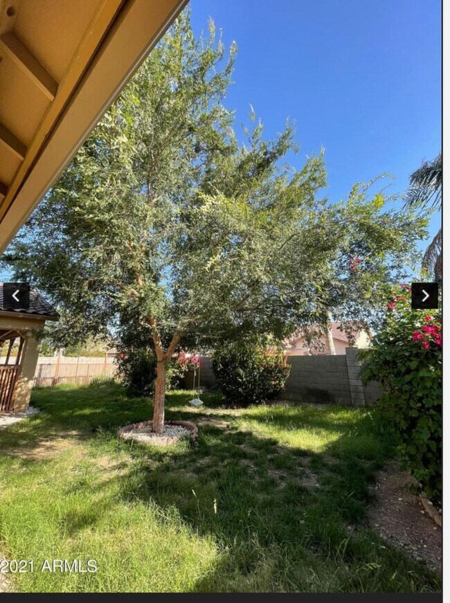 Building Photo - 16453 W Yucatan Dr