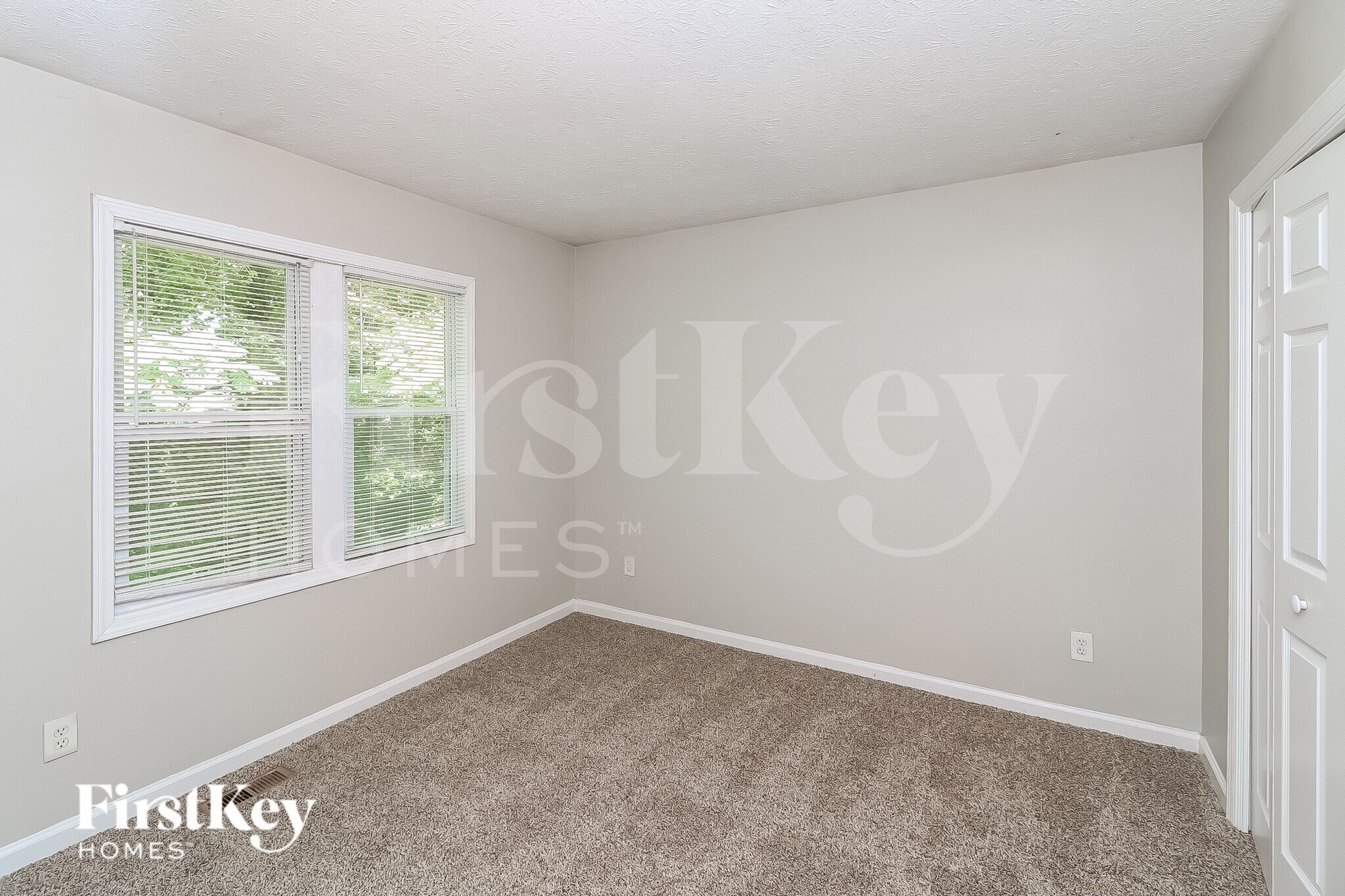 Building Photo - 1827 Hickory Creek Ct NW