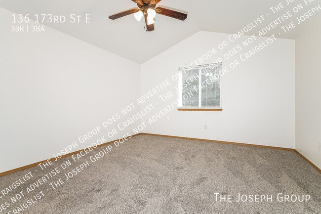 Building Photo - 136 173rd St E