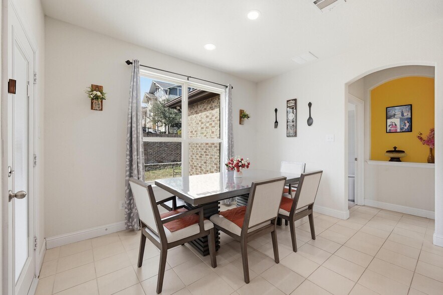 Building Photo - 4408 Forebridge Dr