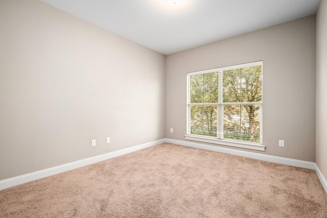 Building Photo - 630 Norman Ln