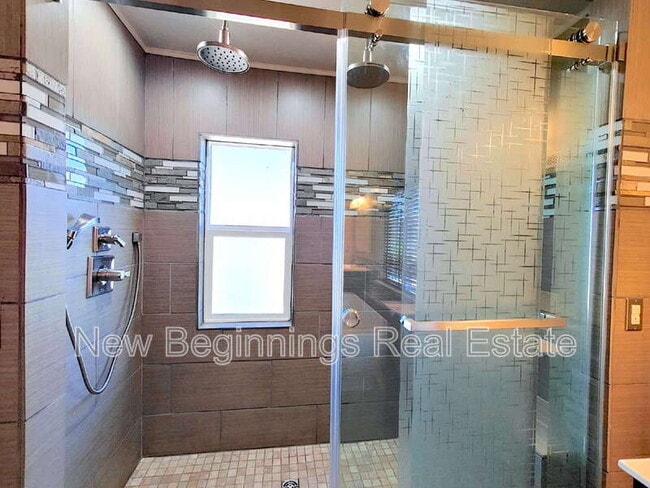 Building Photo - 8742 Stony Creek Dr