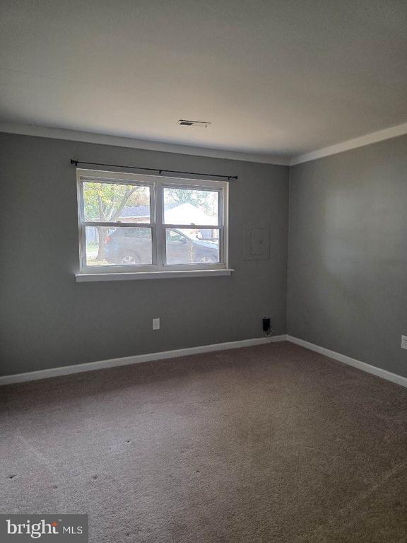 Building Photo - 10 Archer Cir