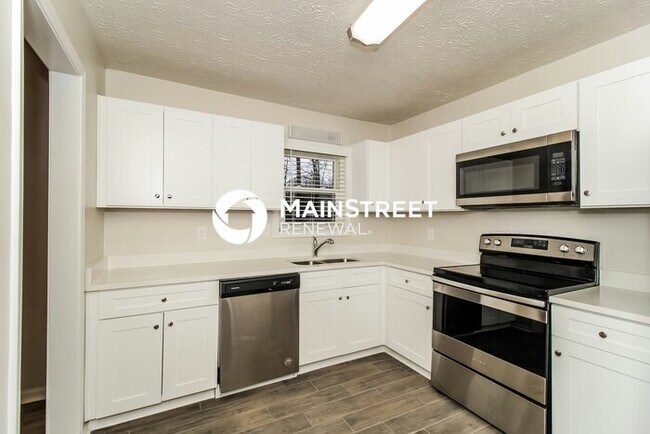 Building Photo - 4 Bedroom Pet-Friendly Home in DOUGLASVILLE, GA with Main Street Renewal